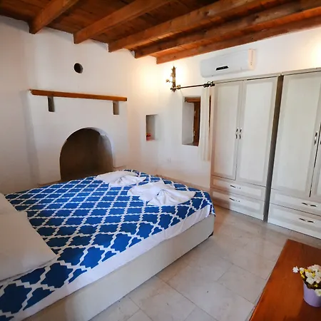 Kay5200 Luvi 2 Bedrooms *